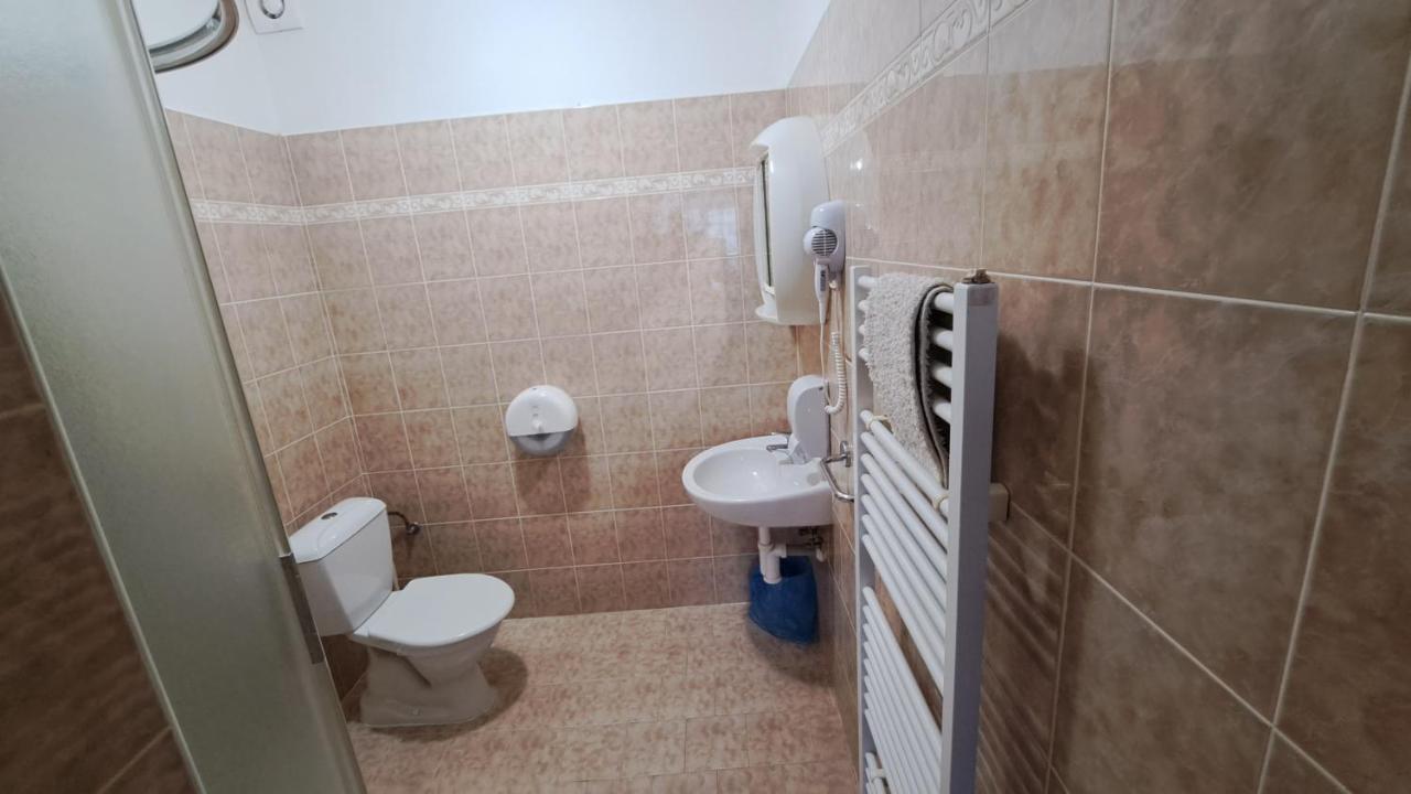 Pension Pavir Zidlochovice Exterior foto
